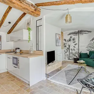https://sublime-2br-flat-in-the-heart-of-old-lyon.hotels-rhonealpes.com